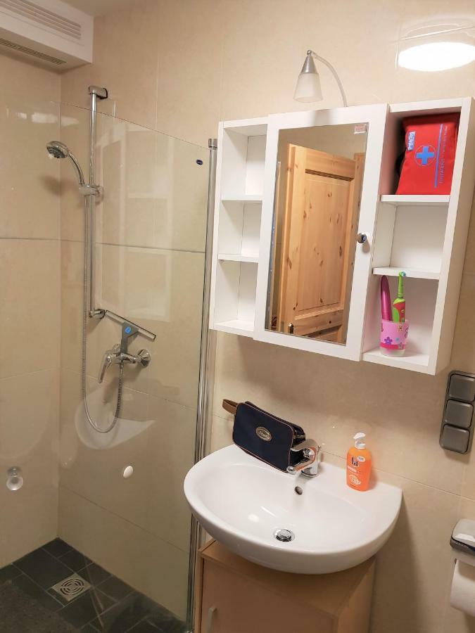 Fewo 2 Apartment